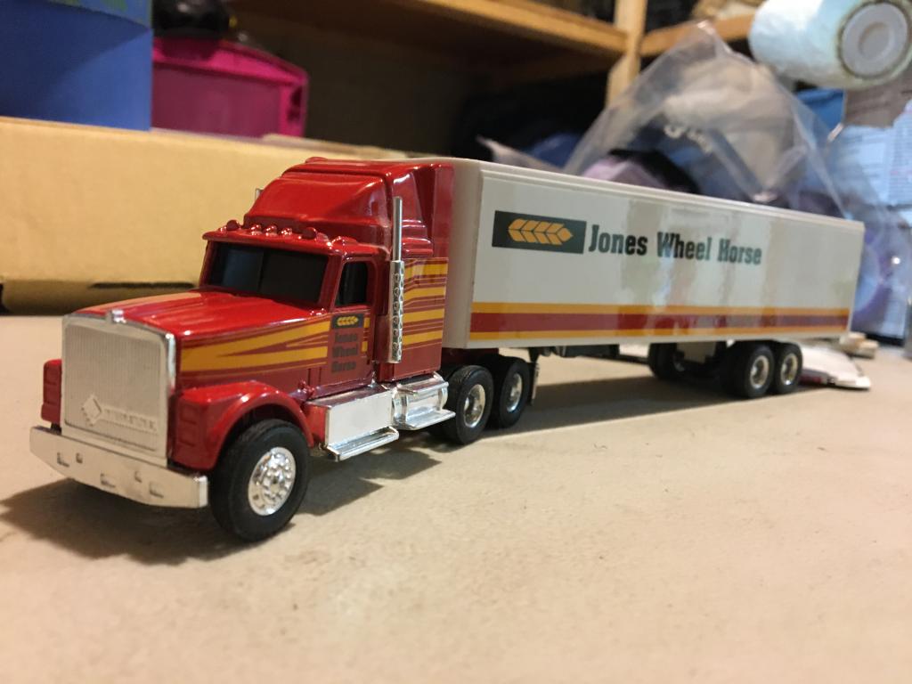 wheel horse 1:64 scale truck and trailer!