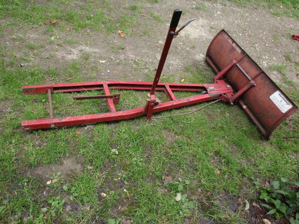 Wheel Horse plow (long frame) - Wheel Horse for Sale - RedSquare Wheel ...