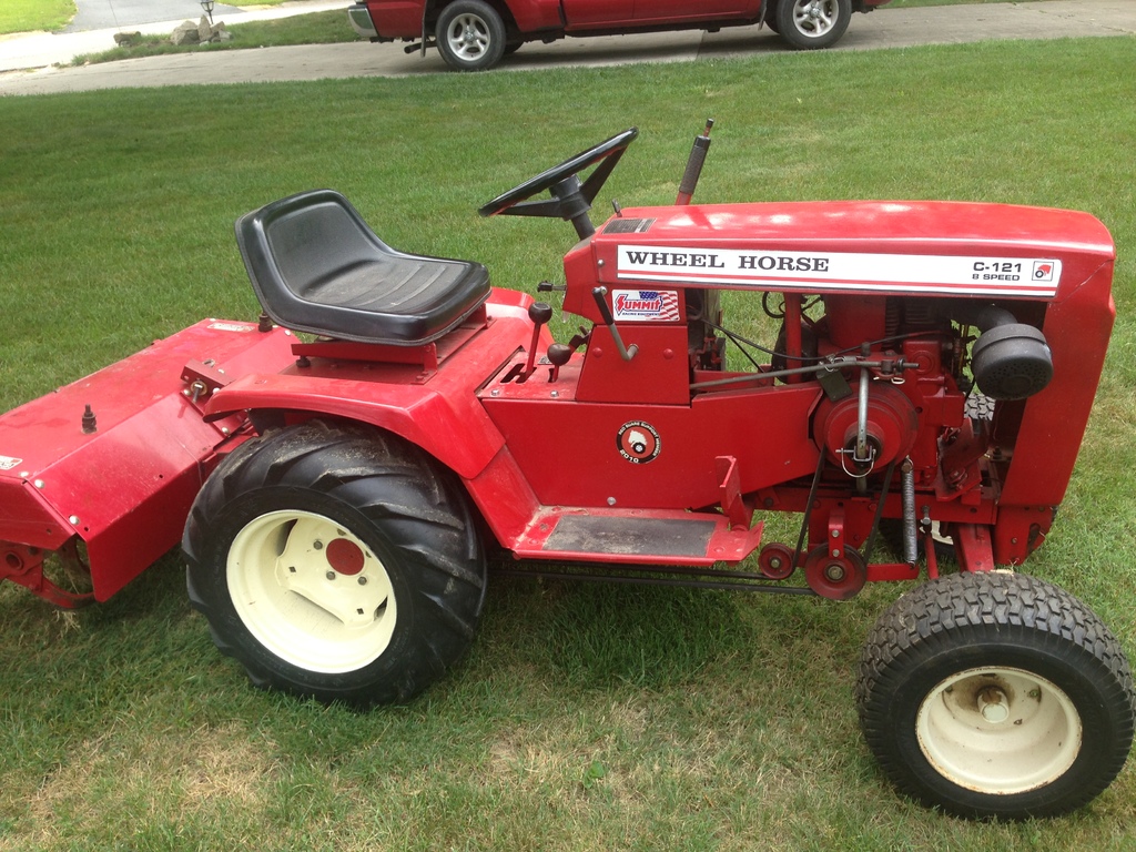 12 HP C-121 Wheel Horse and Attachments - Wheel Horse Sold Archive ...