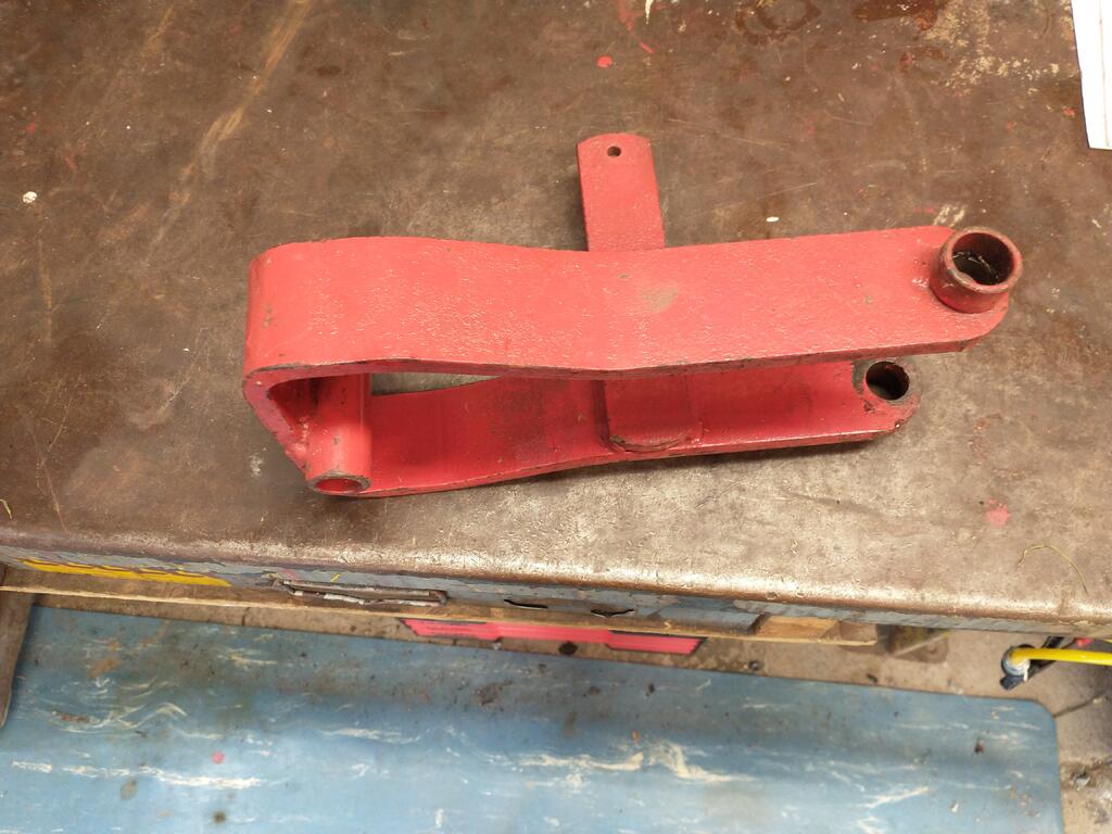 Clevis hitch - Wheel Horse Sold Archive - RedSquare Wheel Horse Forum