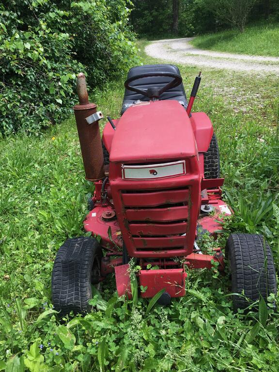 Unadvertised Special? (B100) - Wheel Horse Tractors - RedSquare Wheel ...