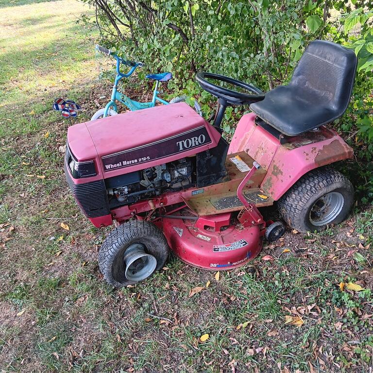 New Horsey - Wheel Horse Tractors - RedSquare Wheel Horse Forum