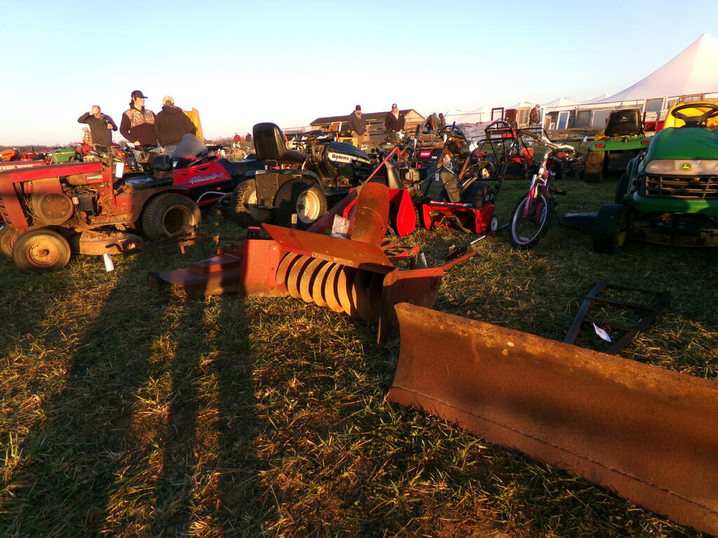 Airville annual Mud Sale Picture and video heavy Show Pictures